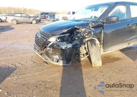 2025 Nissan Kicks Play S z USA, uszkodzony, nr VIN 3N1CP5BV3SL480655